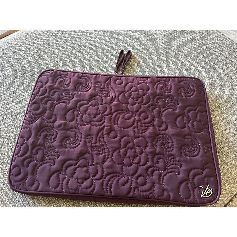 Vera Bradley Quilted Laptop Sleeve Plum Purple Floral Padded Case Zip Bag 17"EUC